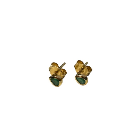Natural Emerald Gold Stud Earrings - Picture 3 of 5